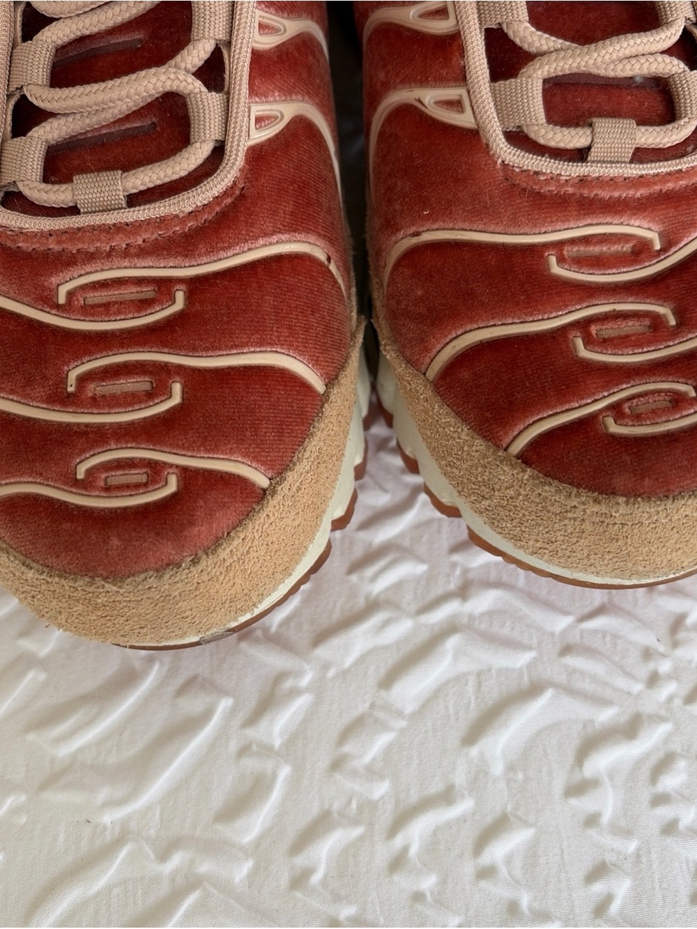 Nike Air Max Plus LX Velvet Dusty Peach Pink Beige AH6788-201 Women's Size 7 - Picture 6 of 9
